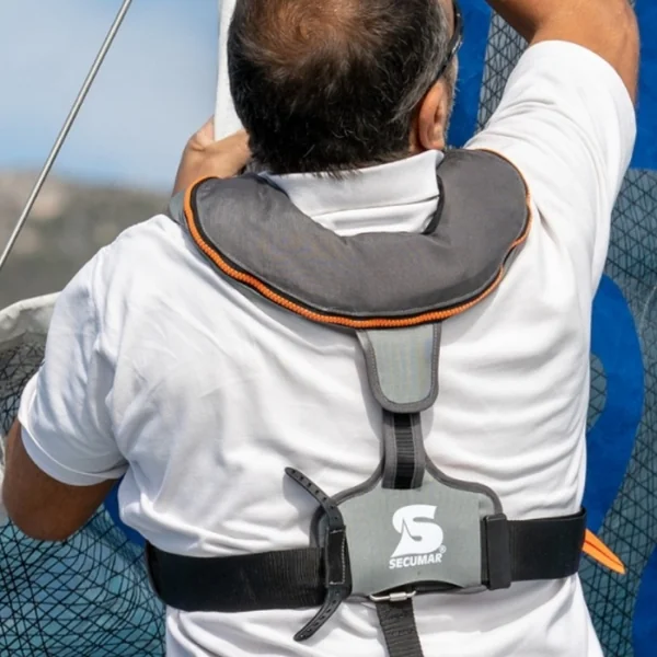 Gilet de sauvetage Secumar Survival 220N Gris clair + harnais