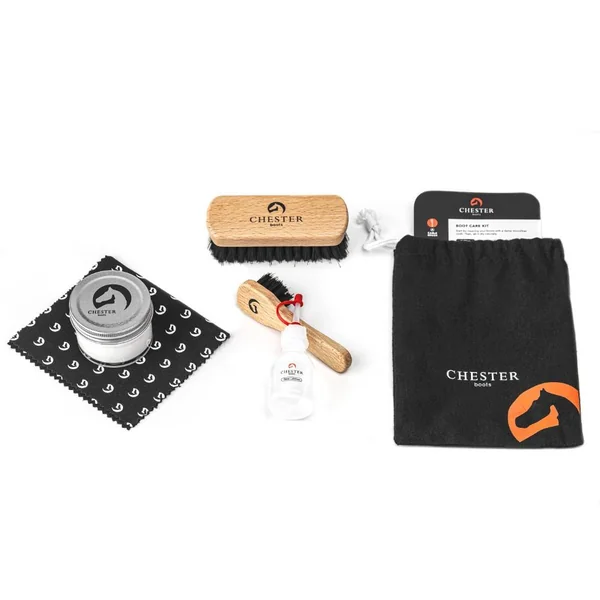KIT D'ENTRETIEN POUR CHAUSSURES ET BOTTES DE LA MARQUE CHESTER